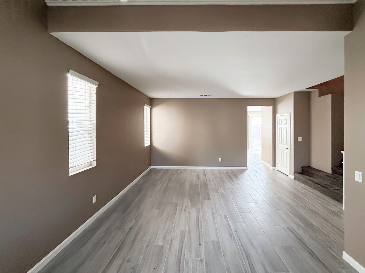 31267 Gatehouse Ct - Photo 5 of 50