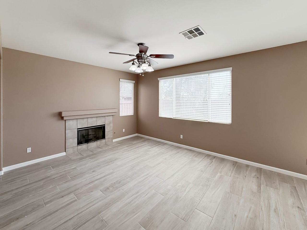 31267 Gatehouse Ct - Photo 7 of 50