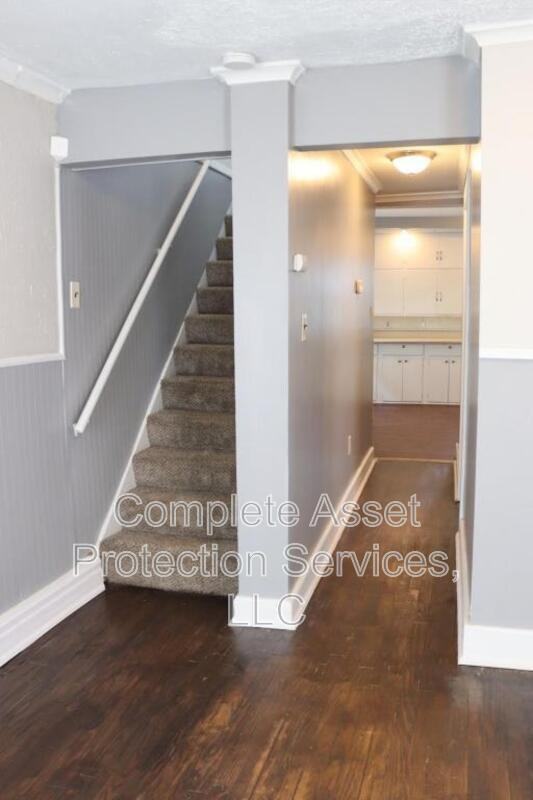 307 Washington St - Photo 4 of 17