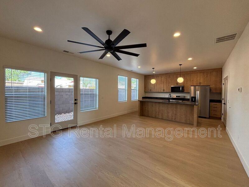 73 Nw #10