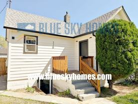 320 S Chestnut St - Photo 1 of 1