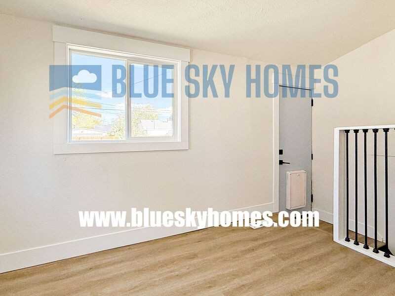 320 S Chestnut St - Photo 7 of 11