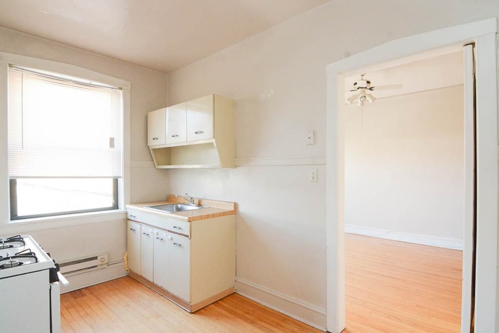 OAK + DEMPSTER #2F - Photo 3 of 20