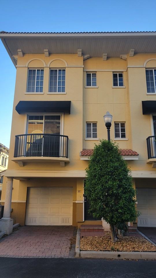 137 Grand Beach Pl - Photo 2 of 26