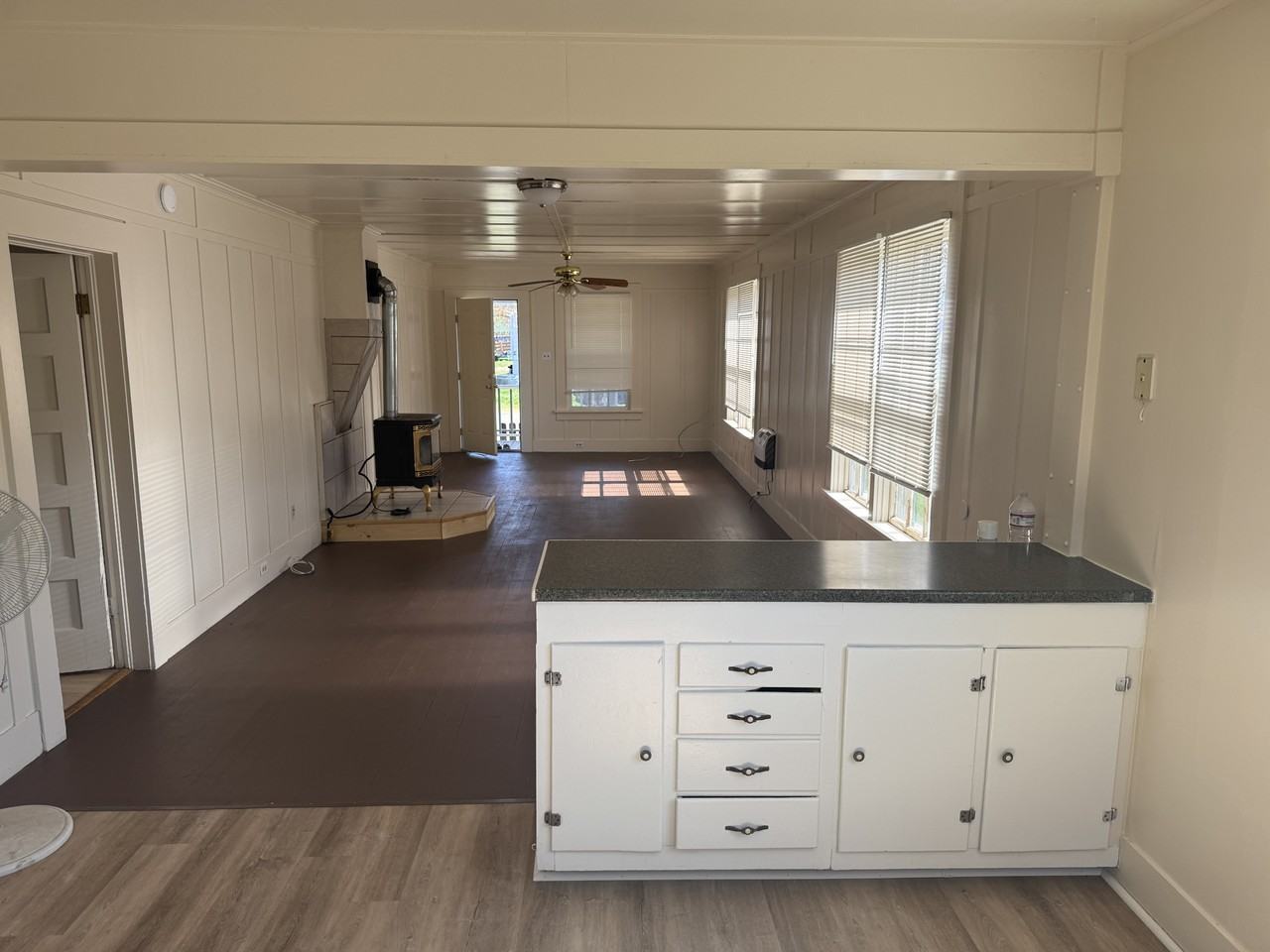 713 Cedar Ave - Photo 3 of 9