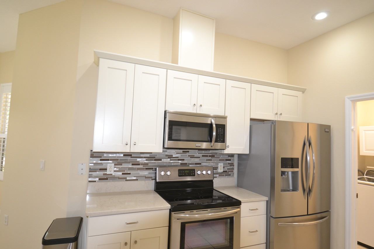 2741 Tottenham Dr - Photo 2 of 50