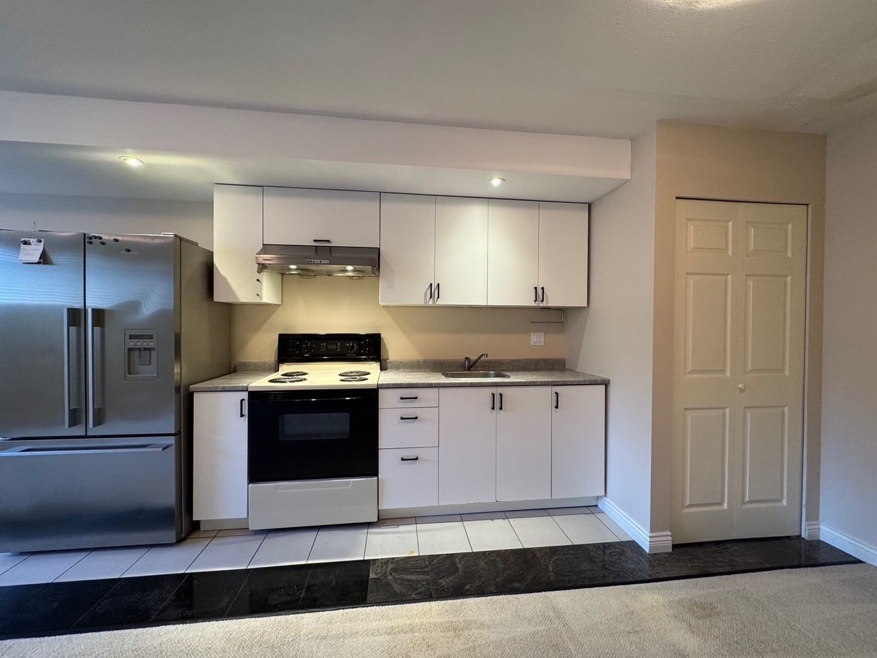 12568 61 Ave - Photo 2 of 18