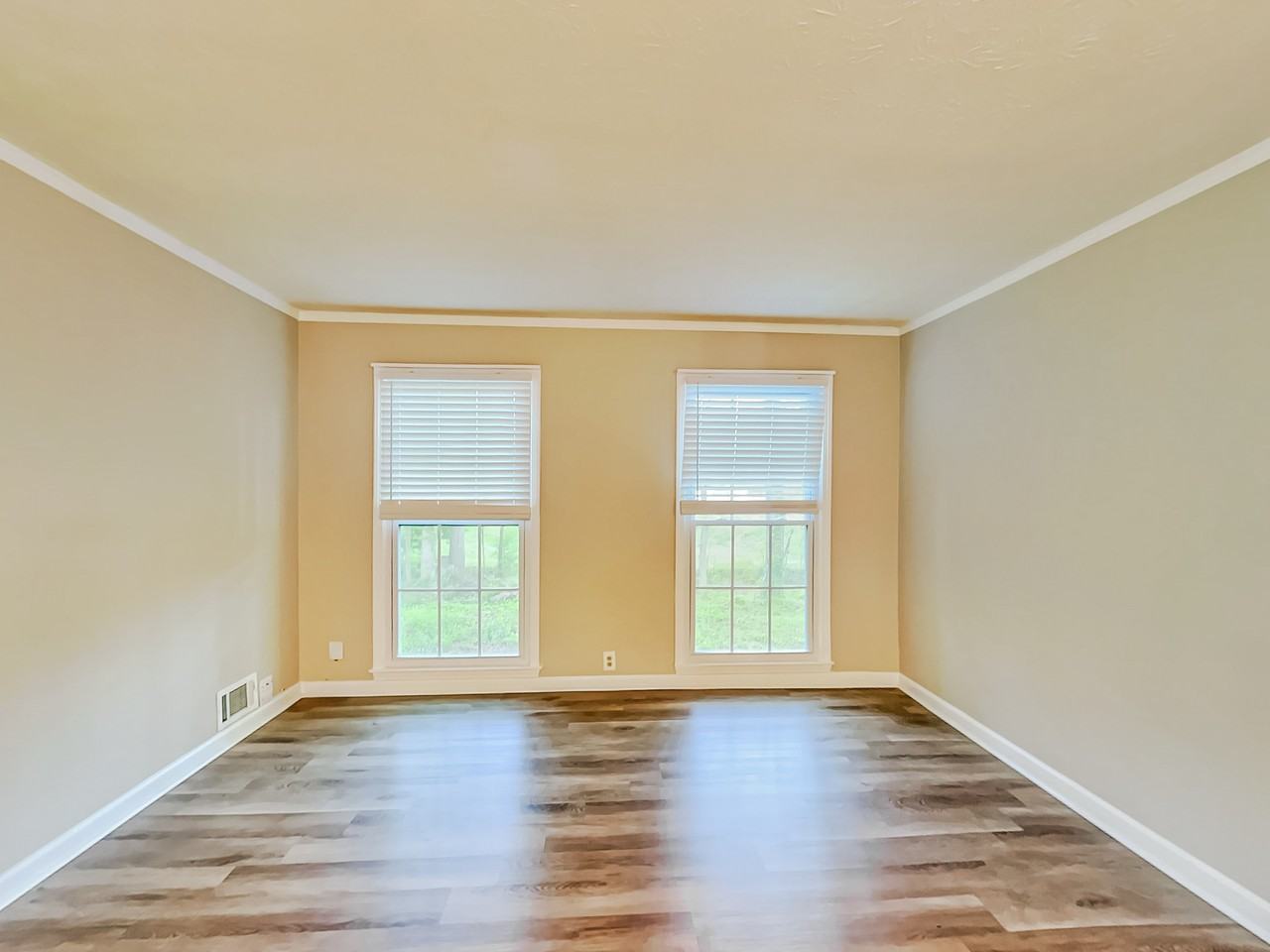4790 Matterhorn Dr Sw - Photo 4 of 22