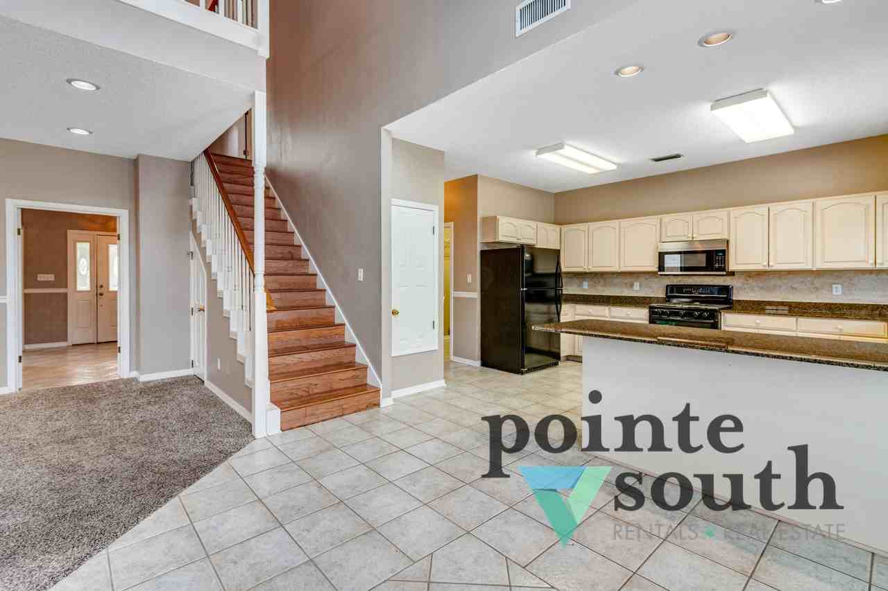 211 Natures Trail Ct Nw - Photo 4 of 30