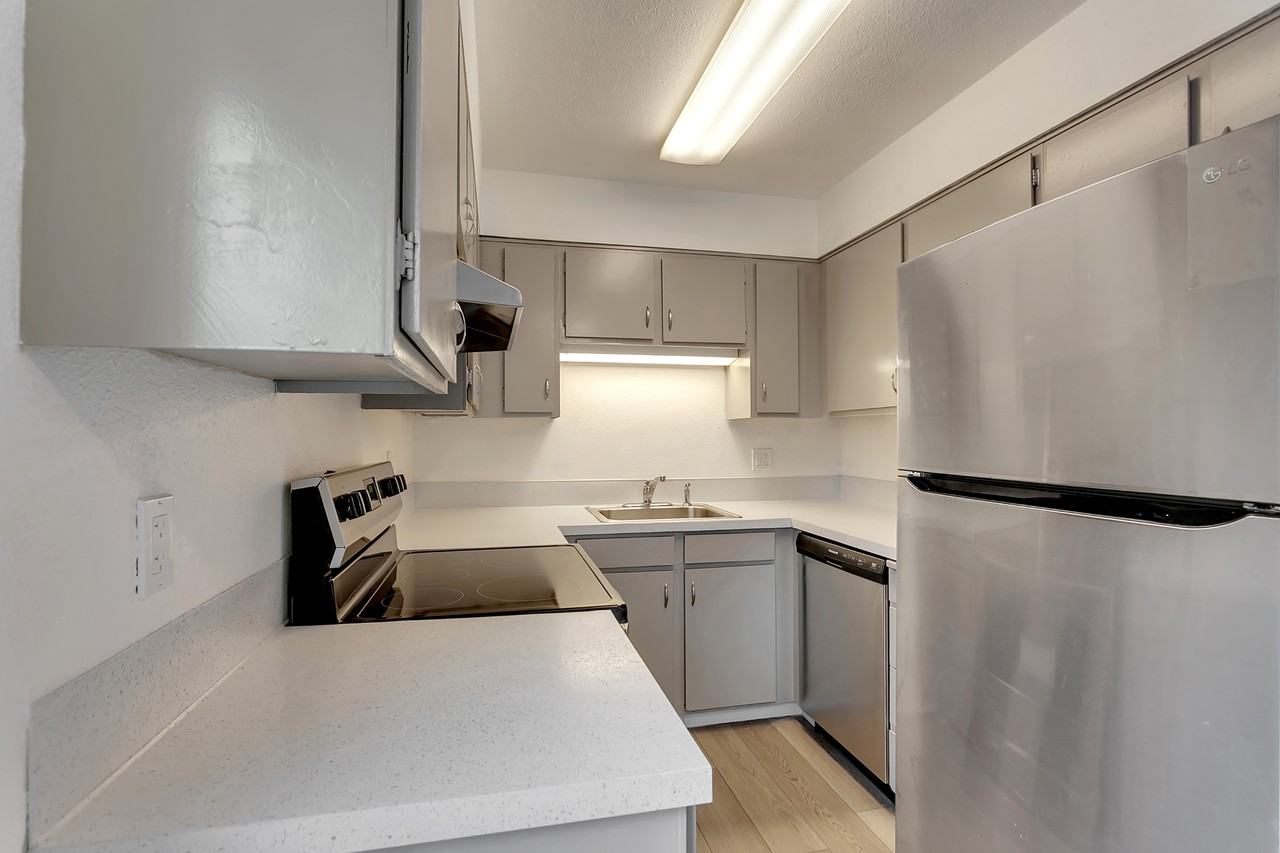 200 Kennel Ave #206 - Photo 2 of 42