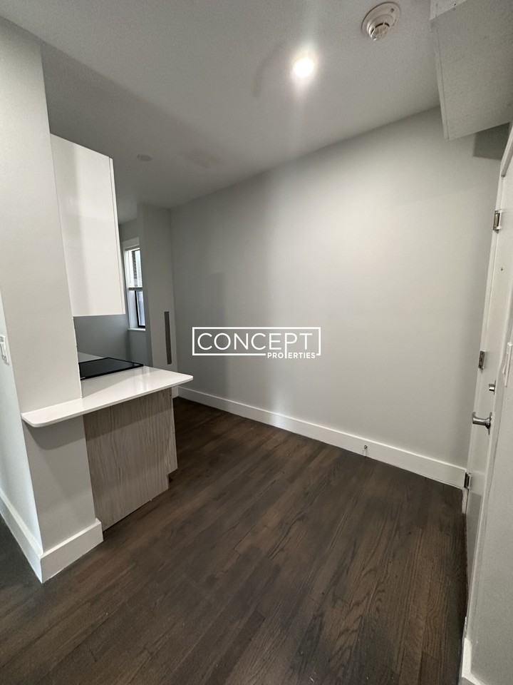 11 Peterborough St #25CP - Photo 5 of 26