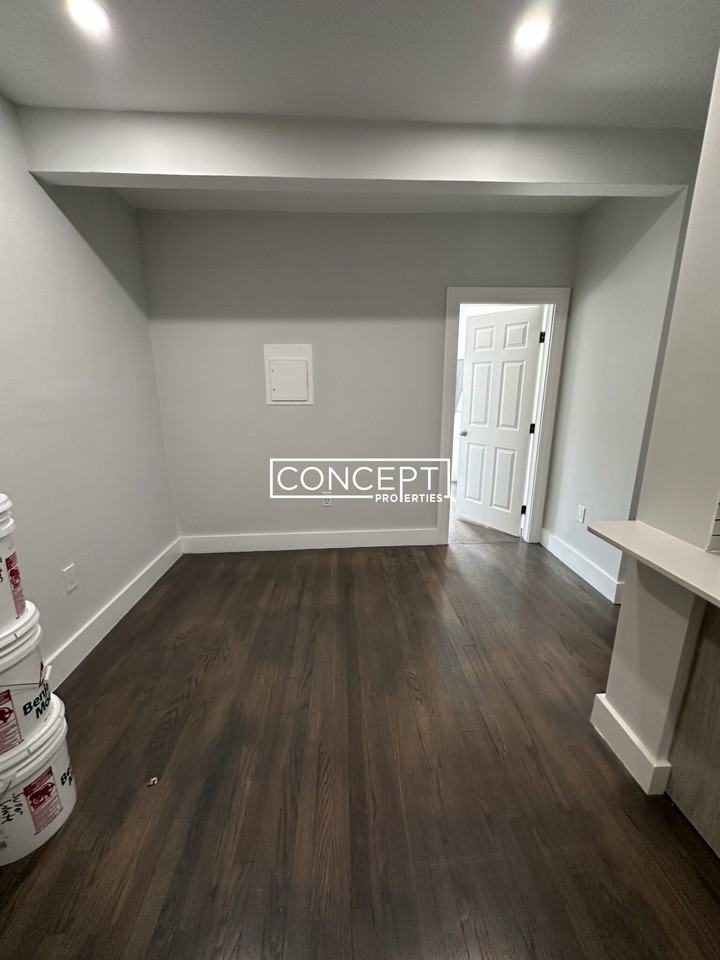 11 Peterborough St #25CP - Photo 6 of 26
