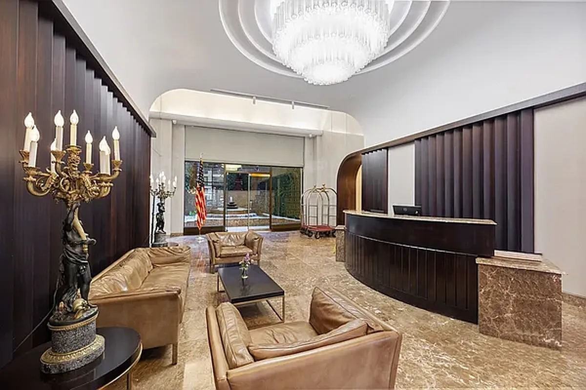 E 44th St #18C - Photo 5 of 11