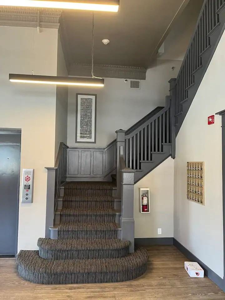 337 N Phillips Ave - Photo 5 of 16