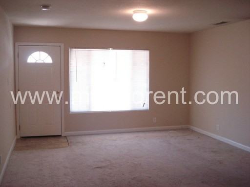 4059 David Dr - Photo 2 of 9