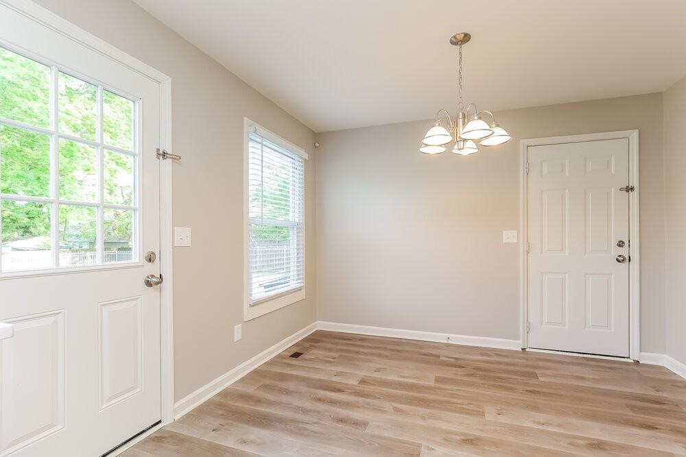 1506 River Rock Blvd - Photo 5 of 16