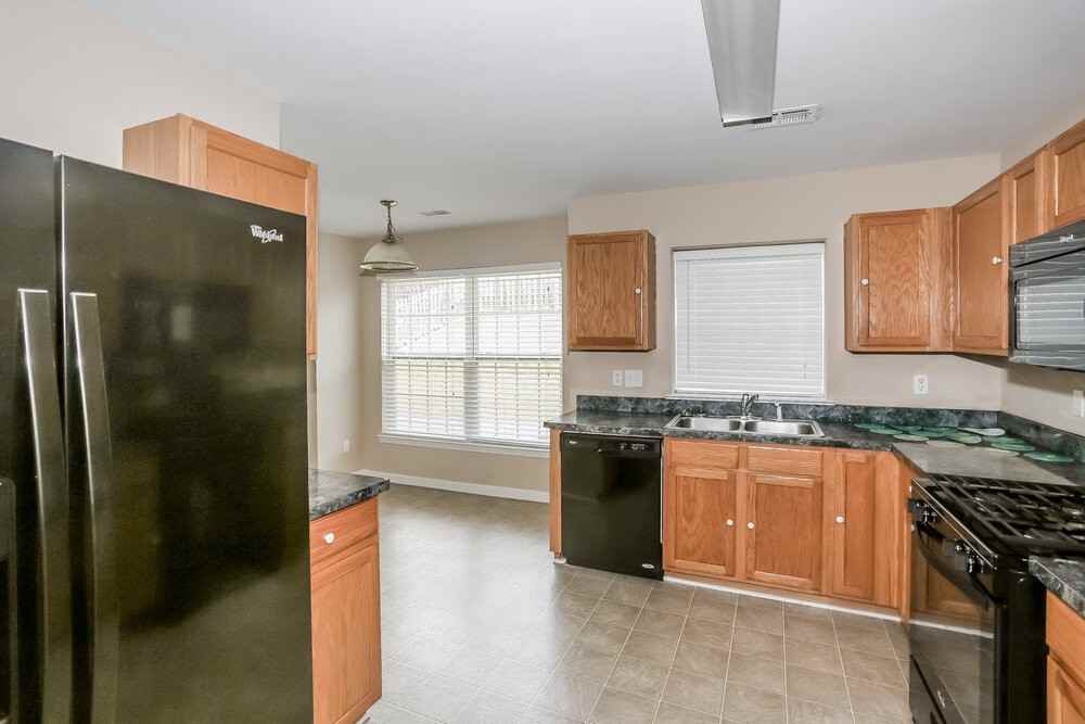 11038 Treebranch Dr - Photo 5 of 15