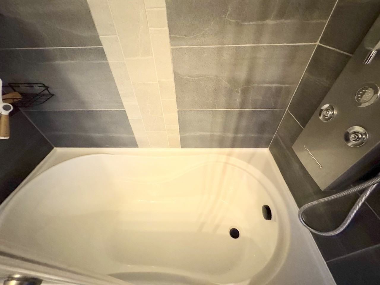 1145 Boulevard du Tricentenaire - Photo 2 of 15