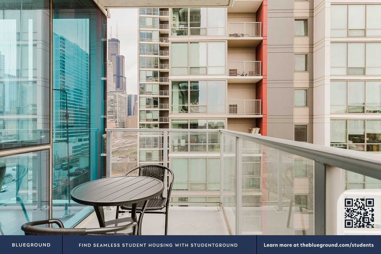 1000 South Clark Street - Photo 7 of 50