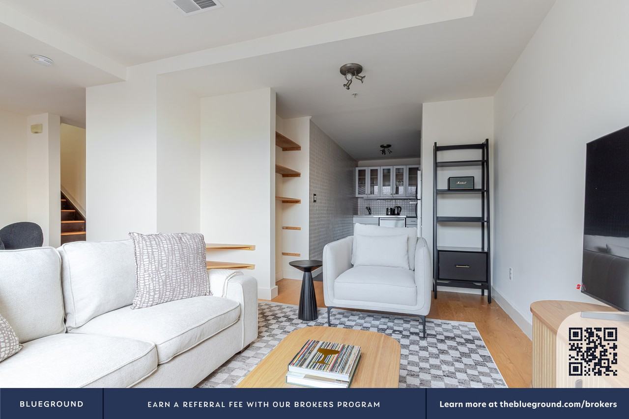 222 Montgomery Street #1838 - Photo 5 of 31