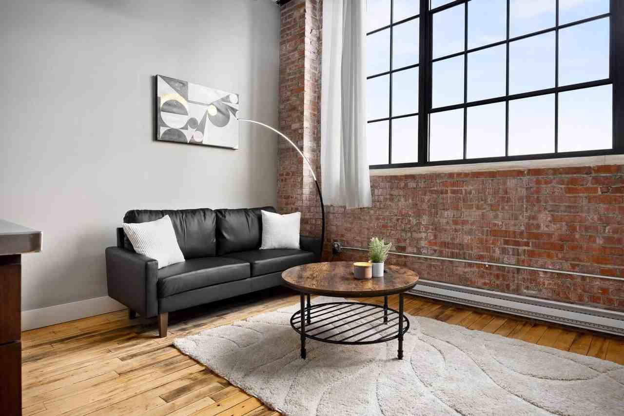 1220 Sw Washington St #1036660P - Photo 4 of 29