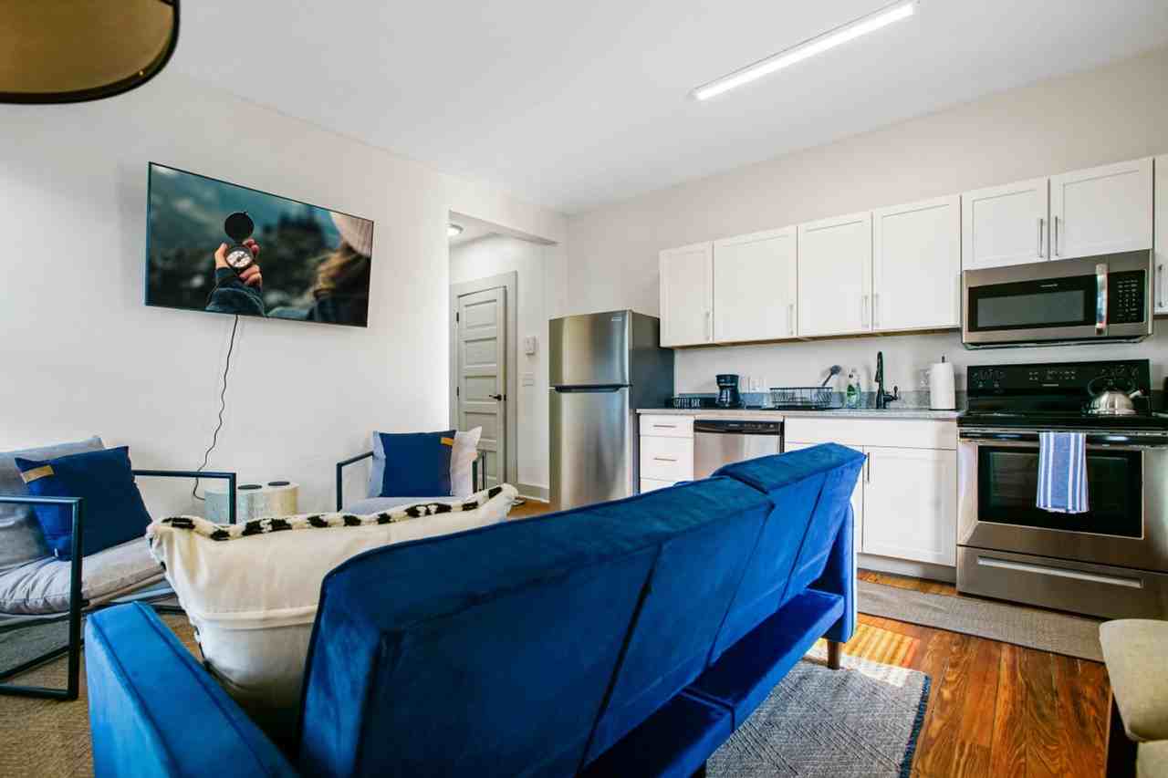 1848 East 89th Street #1061084P - Photo 3 of 23