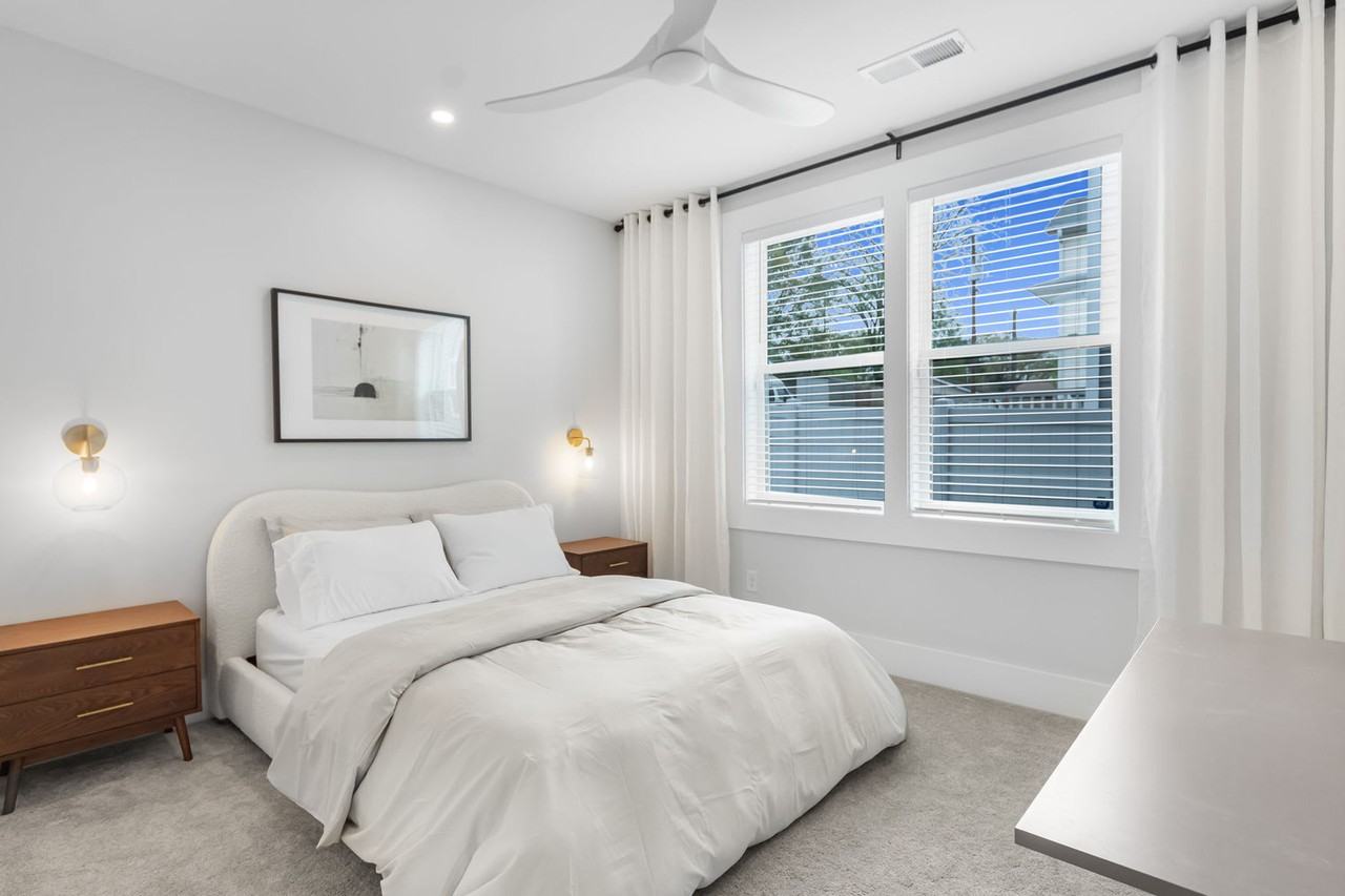 798 Bender St Sw #1075536P - Photo 4 of 18