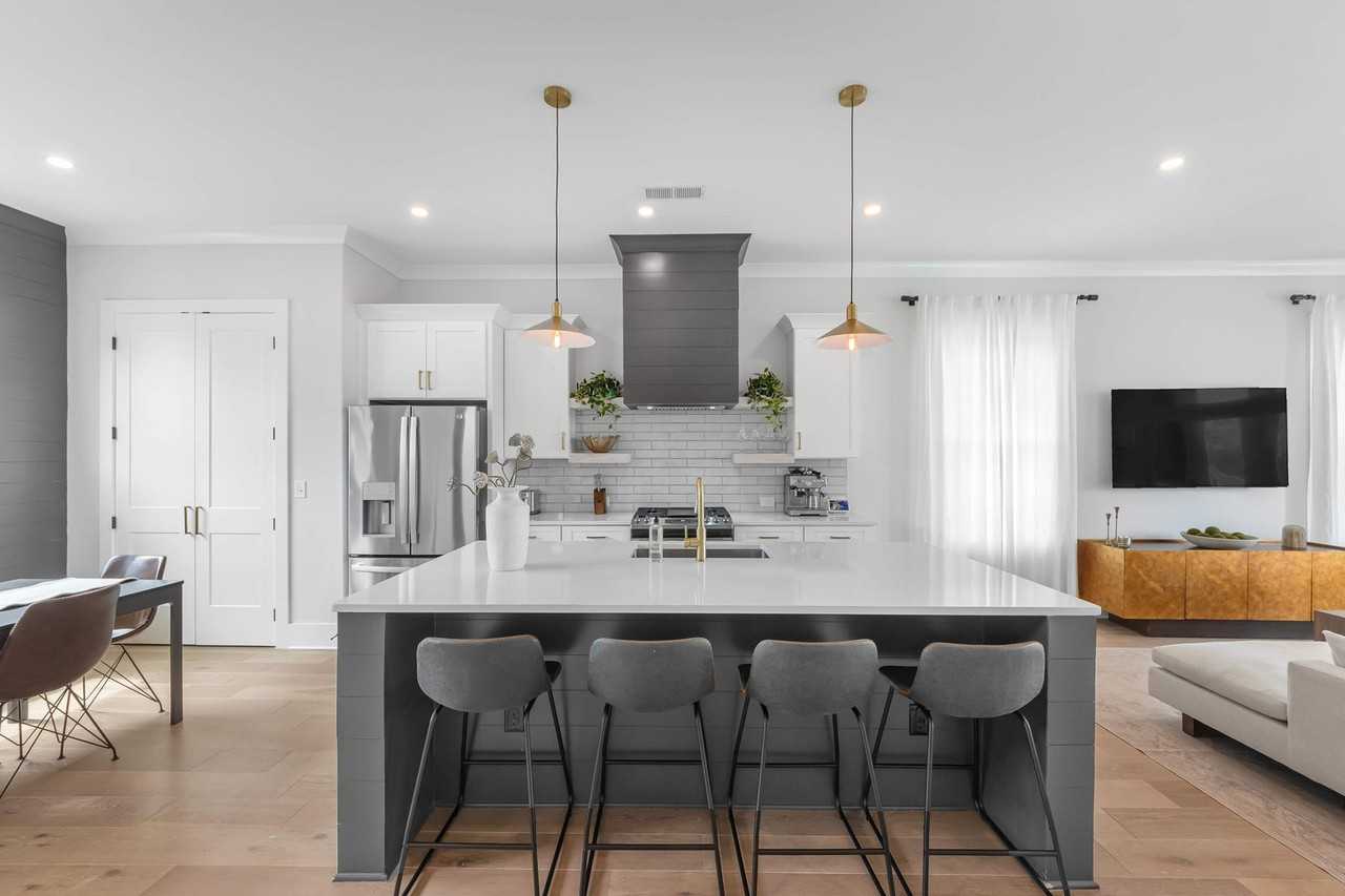 798 Bender St Sw #1075536P - Photo 5 of 18