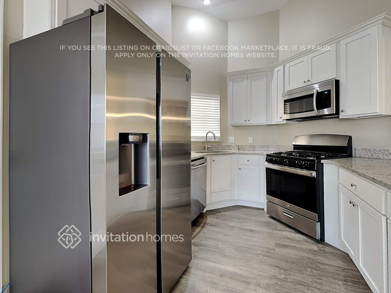 2406 Saint Johns Ln - Photo 3 of 19