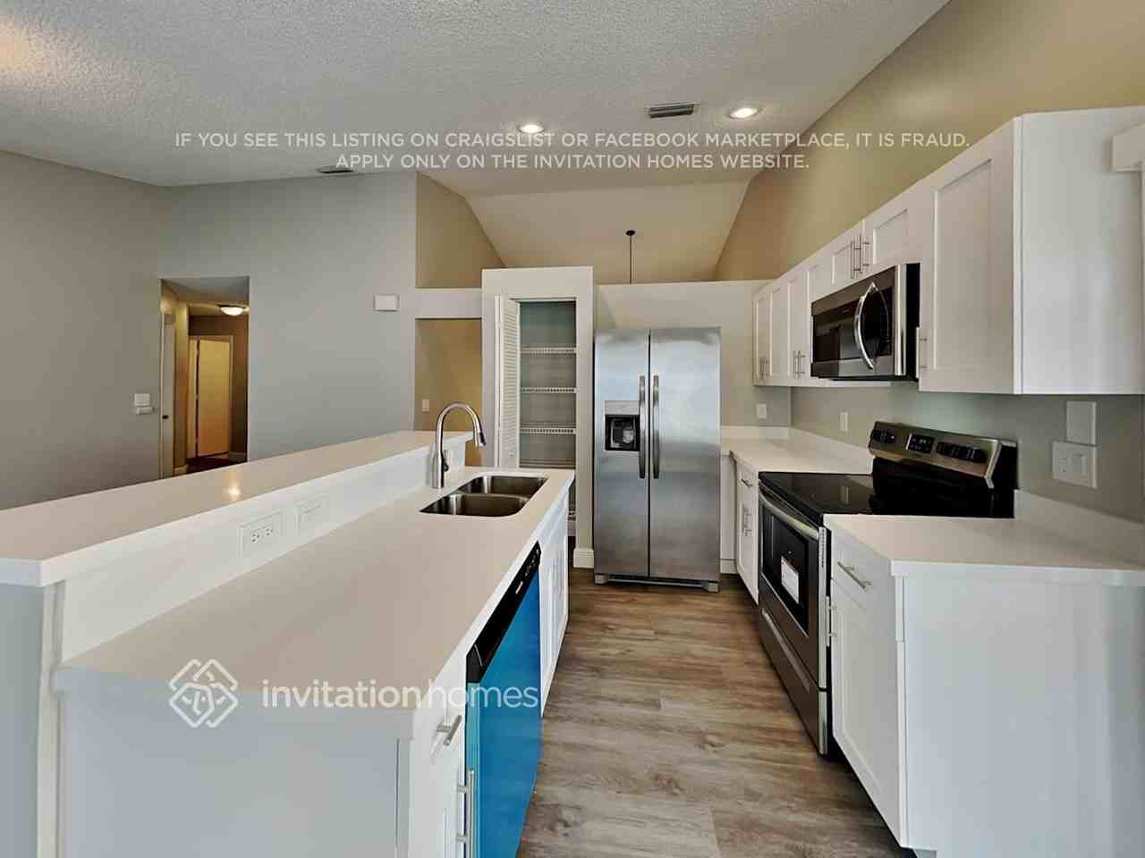 3350 Nw 78th Ave - Photo 7 of 18
