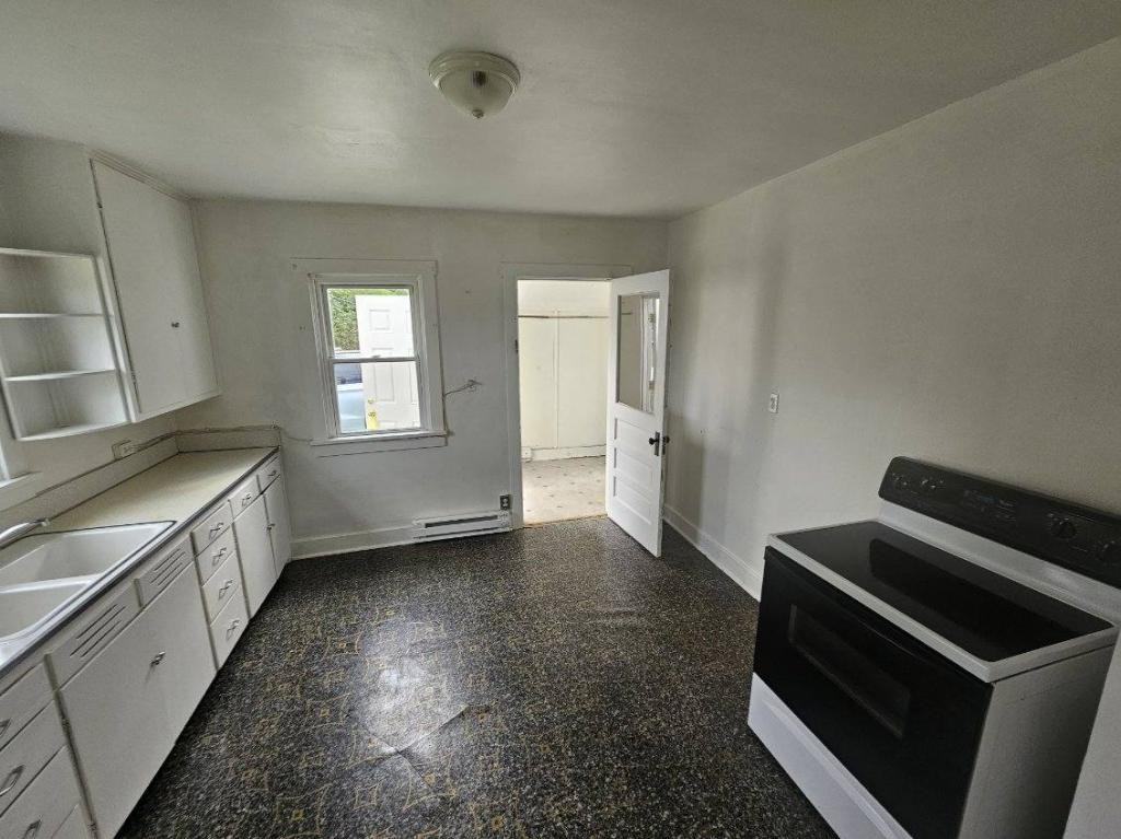 511 West Will Street - Photo 2 of 7