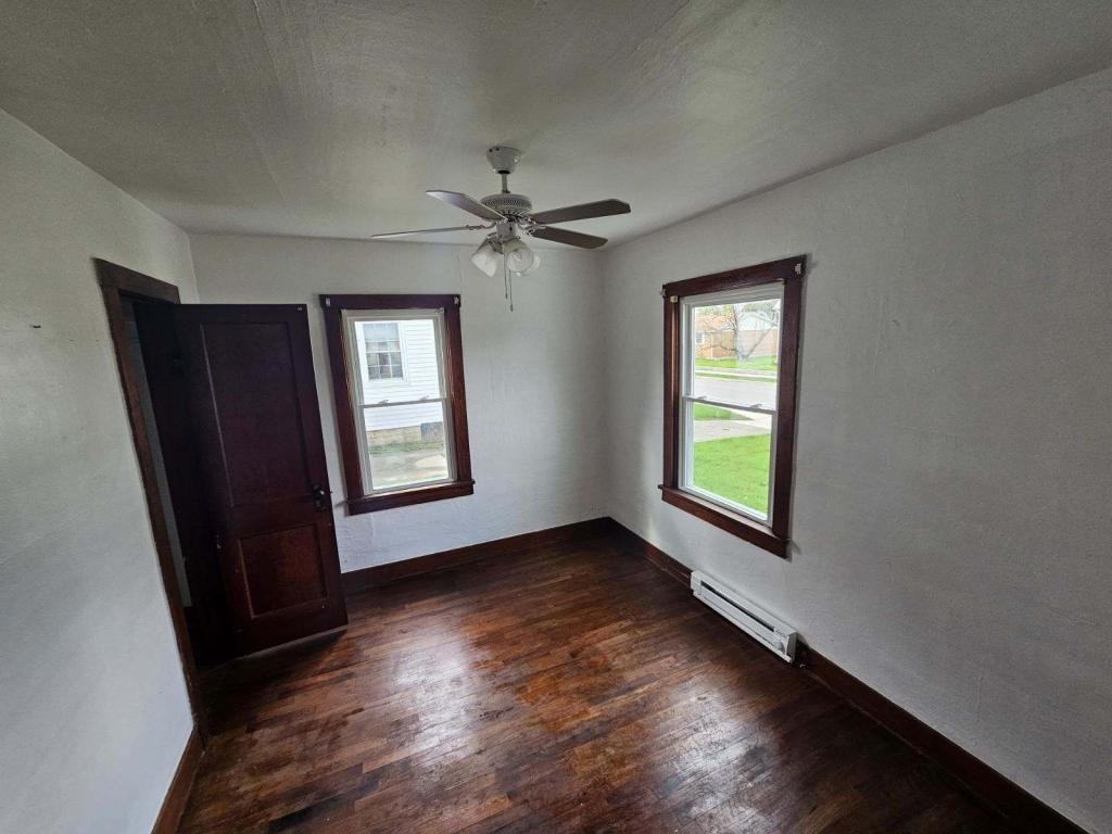 511 West Will Street - Photo 6 of 7