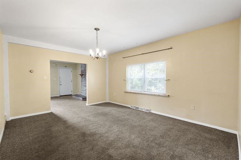 1033 Berkshire Ave #FL - Photo 3 of 13