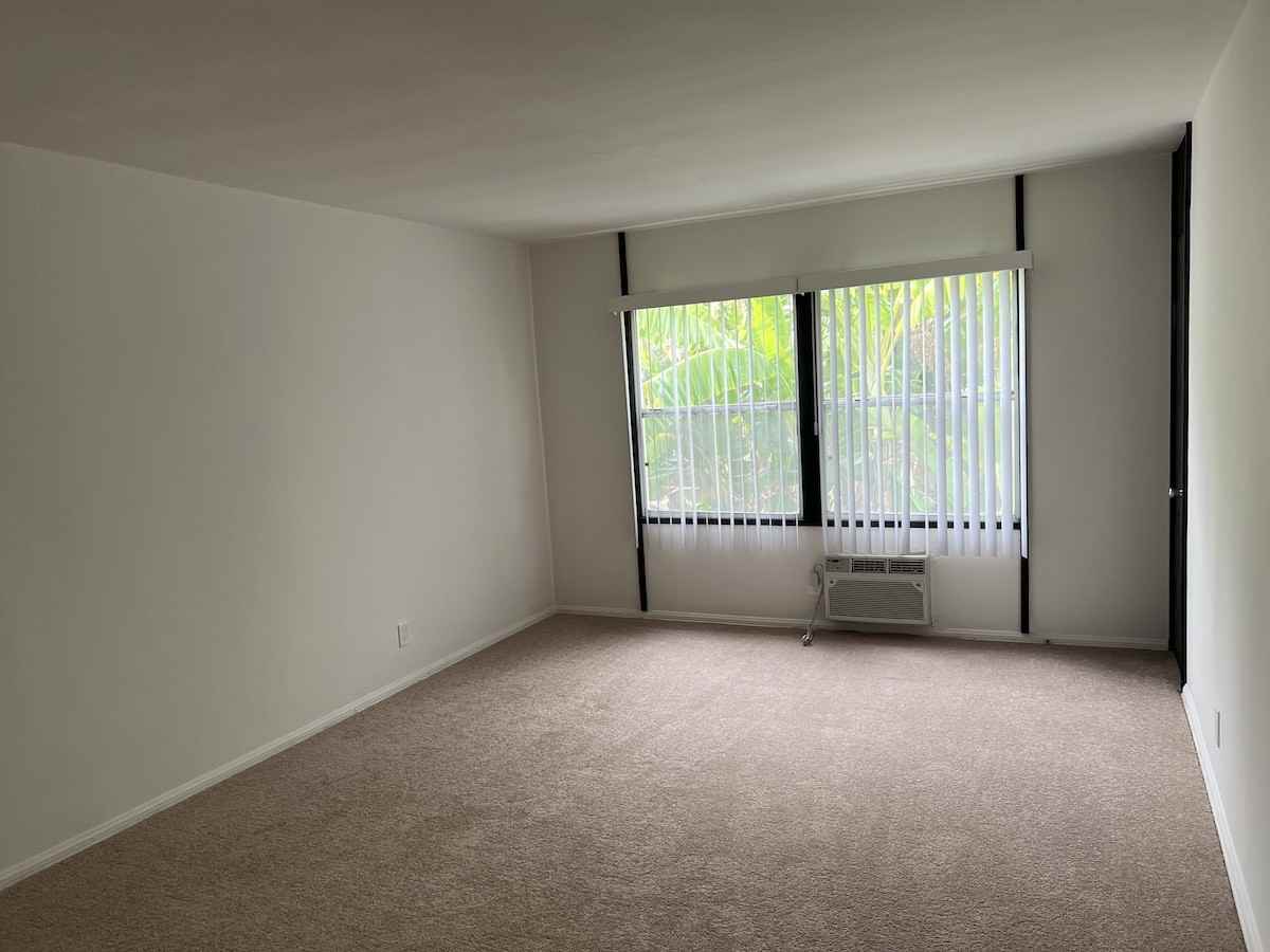 13124 Valleyheart Drive #13124 1/4 - Photo 2 of 6