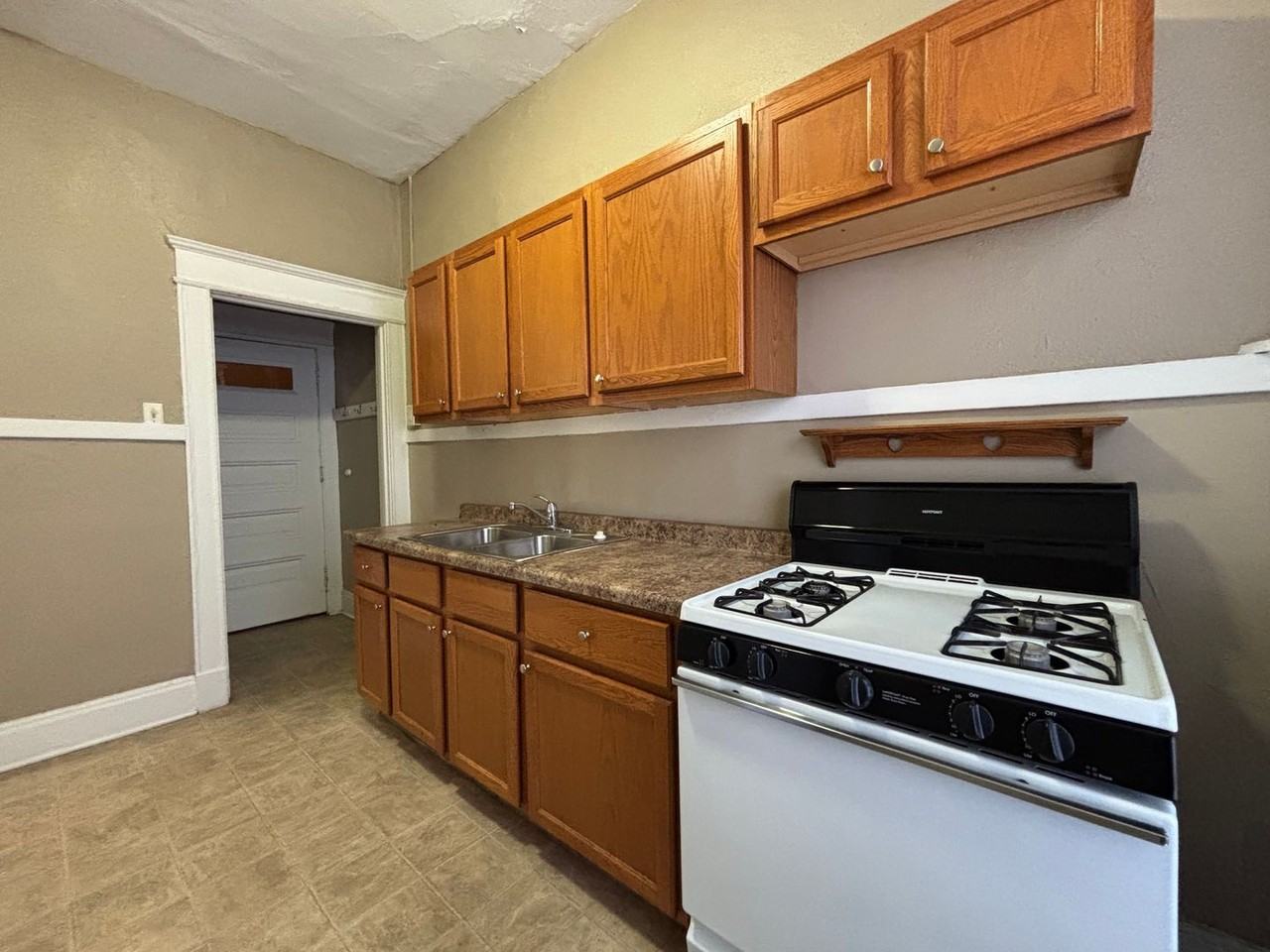 296 Bates - Photo 3 of 24