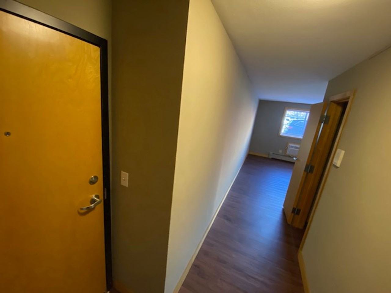 3013 - Photo 2 of 22