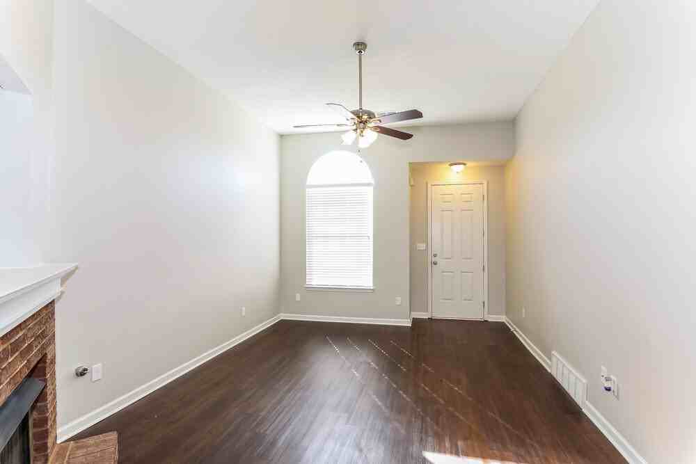 8574 Napoli Dr - Photo 3 of 14