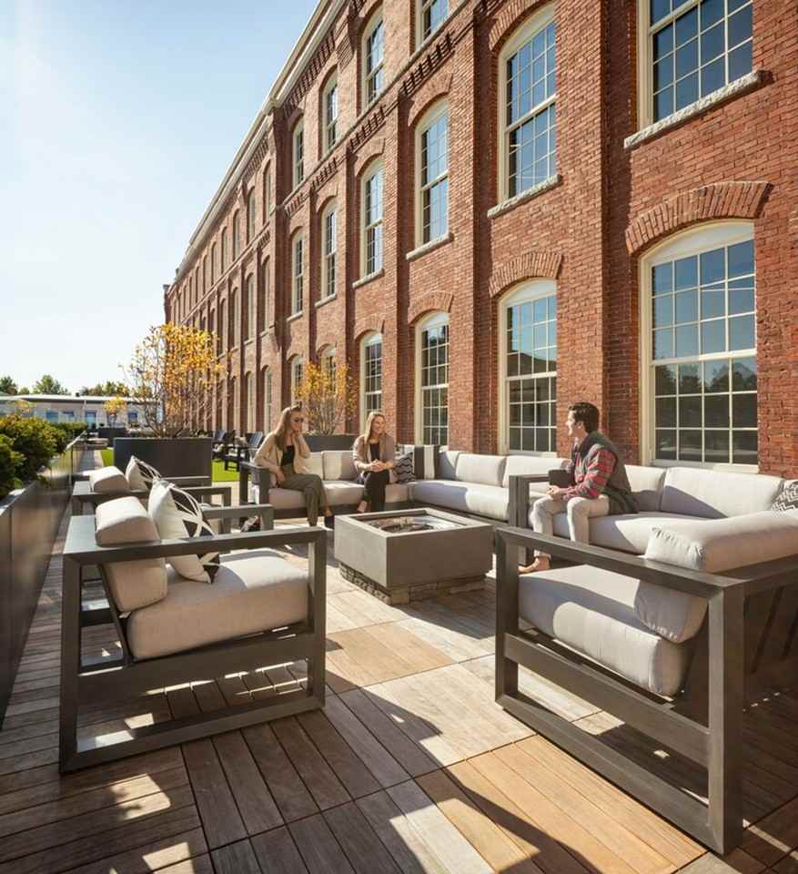 165 Thorndike Street - Photo 3 of 27