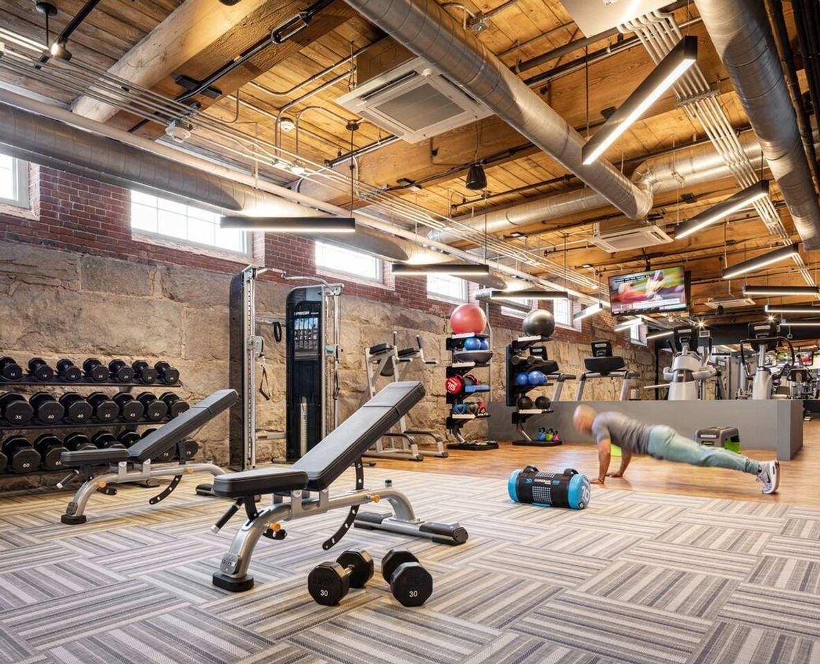 165 Thorndike Street - Photo 7 of 27