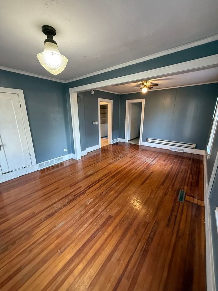 E10854 Park Ave - Photo 3 of 5