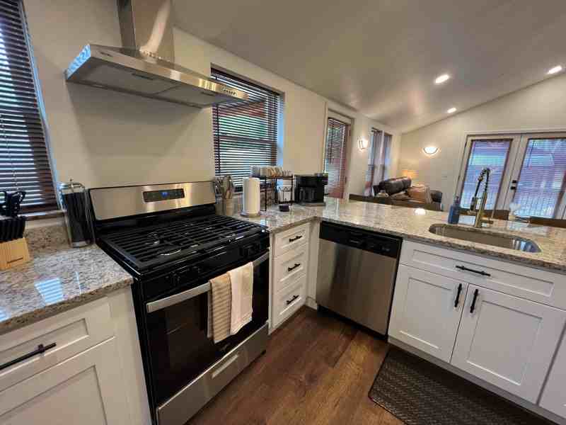 358 Petroleum Center Rd - Photo 7 of 14