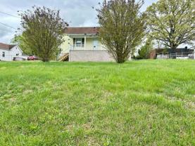 1404 Fieldcrest Road - Photo 1 of 1