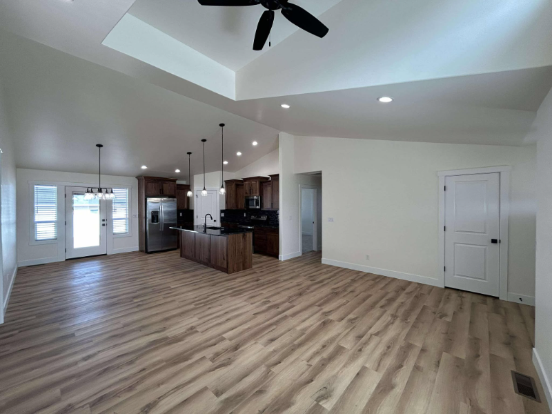 1186 Frank Henry Rd - Photo 3 of 18