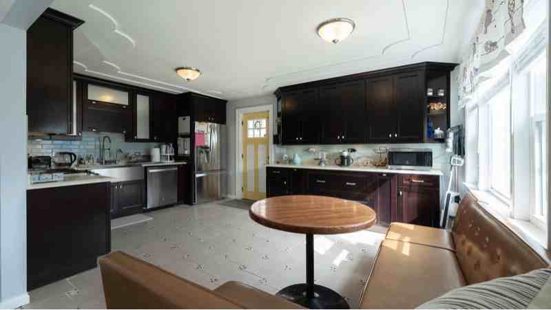 10140 Cook Ave - Photo 3 of 7