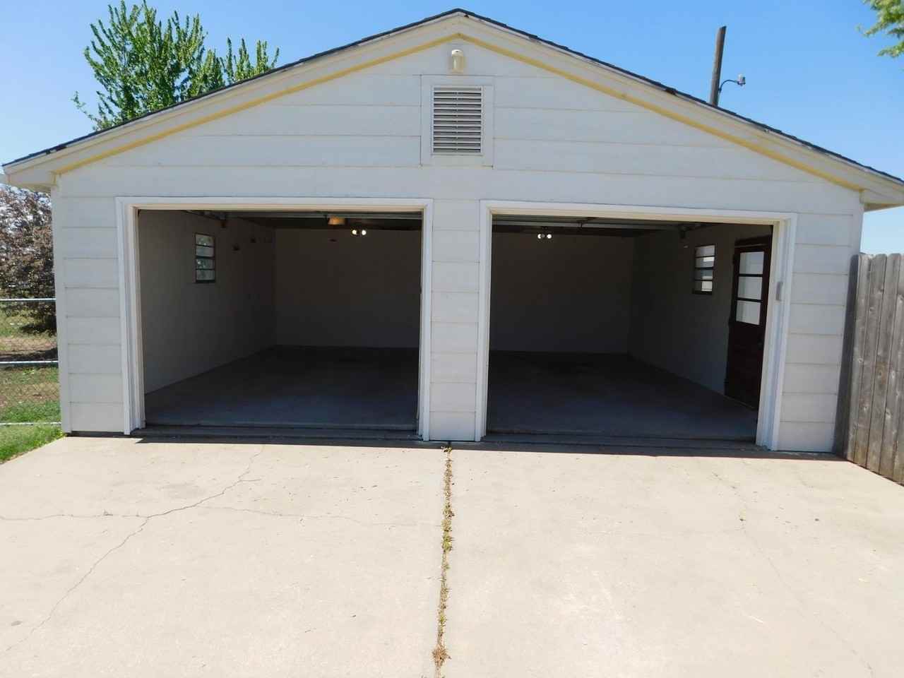 2031 Sw Prairie Creek Rd - Photo 3 of 24