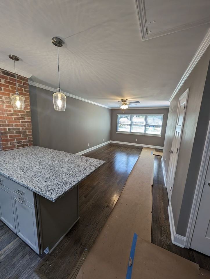 204 204 Belmont-Mt Holly Rd. - A #A - Photo 5 of 10