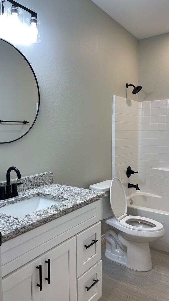 307 Mackechney St - Photo 4 of 11