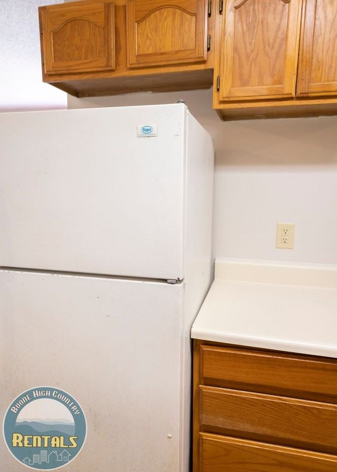 Tristen Place Apartments - Photo 6 of 12