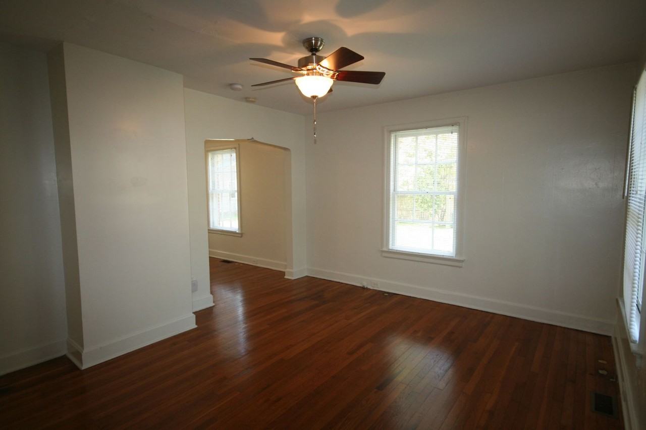 1611 W Club Blvd - Photo 3 of 12