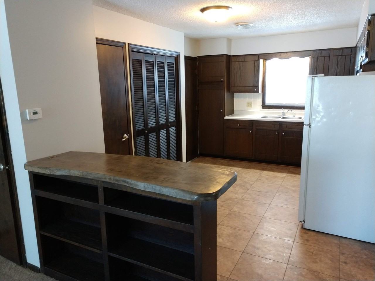 948 Mission Ave - Photo 6 of 19